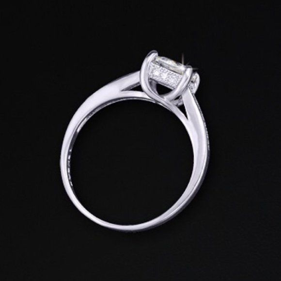 Beautiful 18kgp CZ ring - Picture 2 of 4
